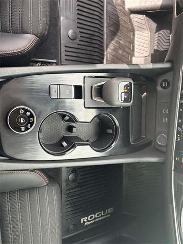 Photo of 2025 Super Black Nissan Rogue