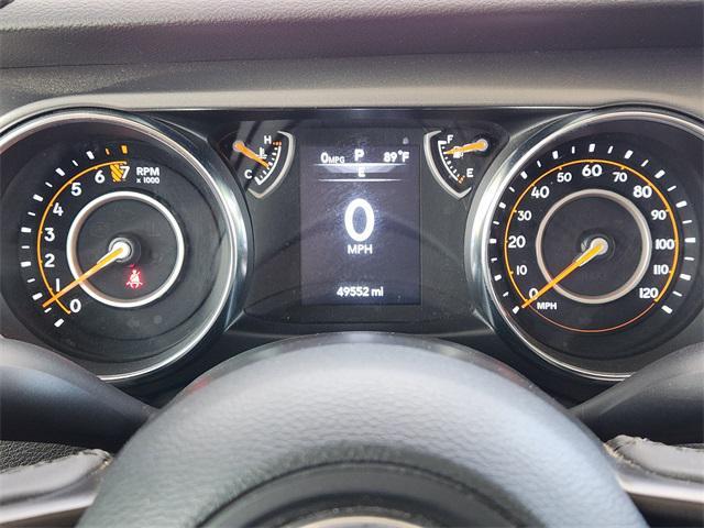 Photo of 2023 Silver Zynith Clearcoat Jeep Gladiator