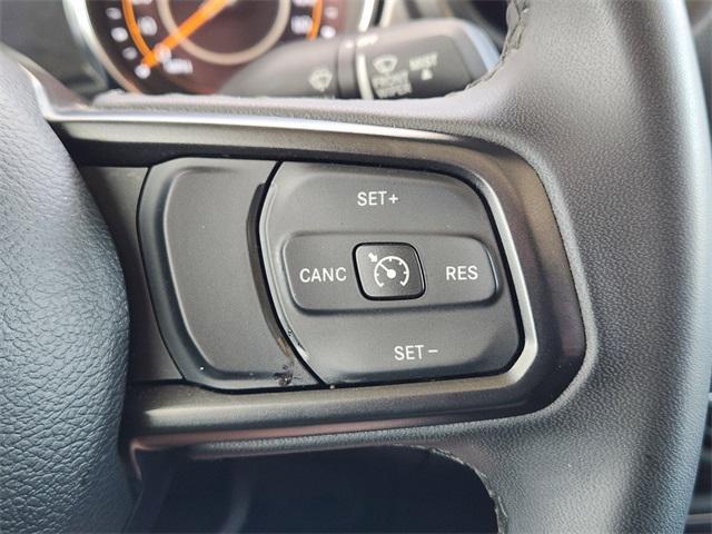 Photo of 2023 Silver Zynith Clearcoat Jeep Gladiator