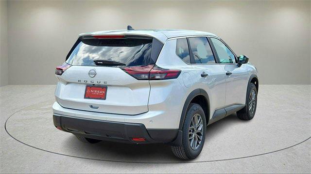 Photo of 2025 Brilliant Silver Metallic Nissan Rogue
