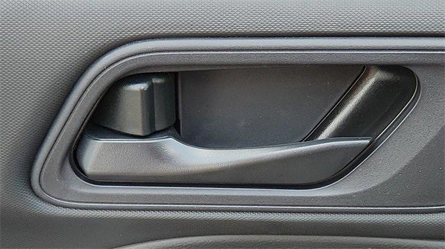 Photo of 2025 Brilliant Silver Metallic Nissan Rogue