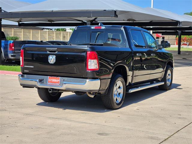 Photo of 2023 Diamond Black Crystal Pearlcoat RAM 1500