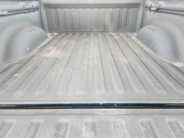 Photo of 2023 Diamond Black Crystal Pearlcoat RAM 1500