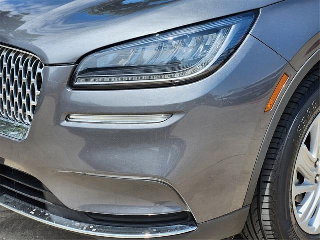 Photo of 2022 Asher Gray Metallic Clearcoat Lincoln Corsair