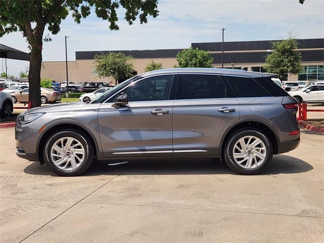 Photo of 2022 Asher Gray Metallic Clearcoat Lincoln Corsair