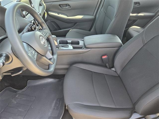 Photo of 2025 Gun Metallic Nissan Sentra