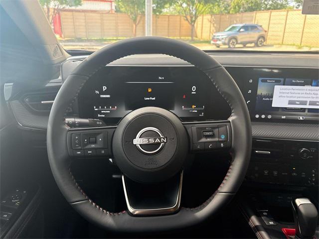 Photo of 2026 Deep Blue Pearl Nissan Kicks