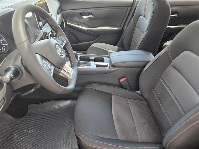 Photo of 2025 Atlantic Gray Metallic/Super Black Nissan Sentra