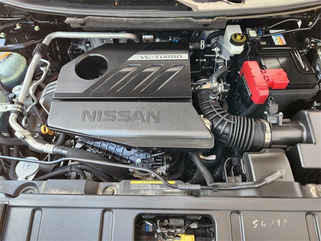 Photo of 2023 Super Black Nissan Rogue