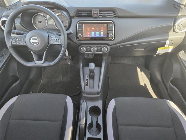 Photo of 2025 Gun Metallic Nissan Versa