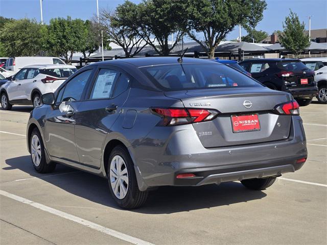 Photo of 2025 Gun Metallic Nissan Versa