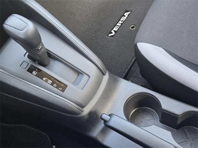 Photo of 2025 Gun Metallic Nissan Versa