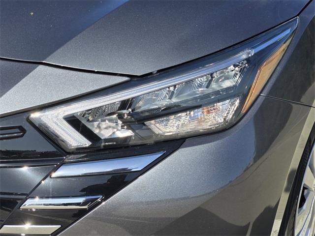 Photo of 2025 Gun Metallic Nissan Versa