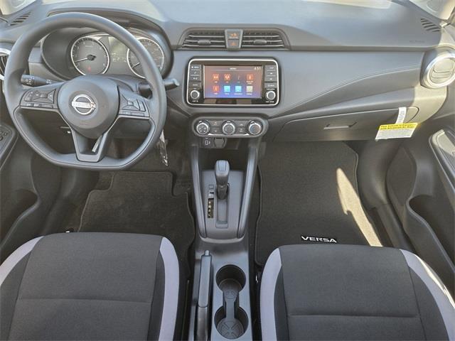 Photo of 2025 Gun Metallic Nissan Versa
