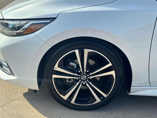 Photo of 2021 Aspen White Tricoat Nissan Sentra