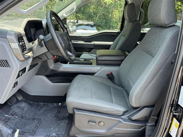 Photo of 2024 Black Metallic Ford F-150