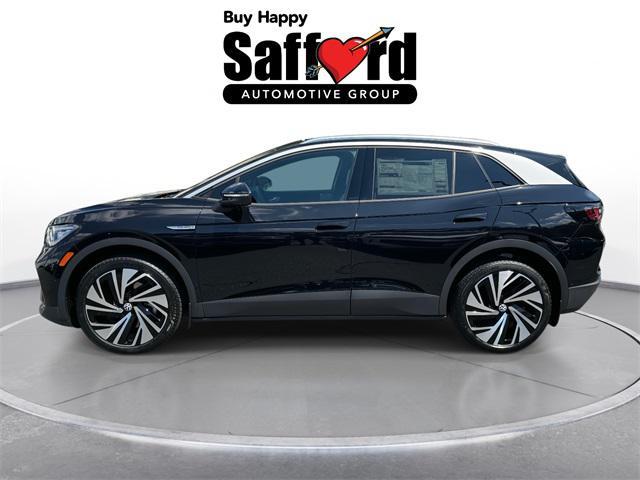Photo of 2025 deep black pearl Volkswagen ID.4