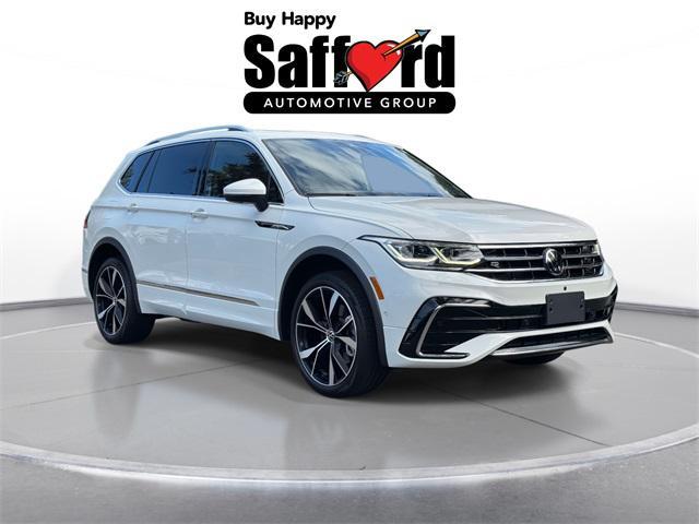 Photo of 2023 Opal White Pearl Volkswagen Tiguan