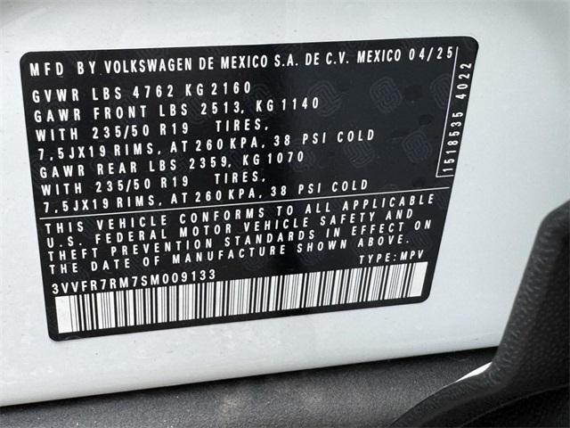Photo of 2025 Pure White Volkswagen Tiguan