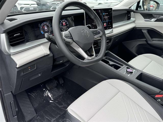 Photo of 2025 Pure White Volkswagen Tiguan