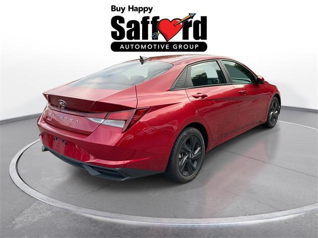 Photo of 2023 Scarlet Red Pearl Hyundai ELANTRA