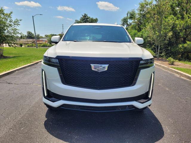 Photo of 2024 Crystal White Tricoat Cadillac Escalade ESV
