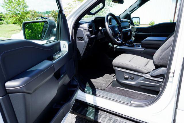 Photo of 2025 OXFORD WHITE Ford F-150