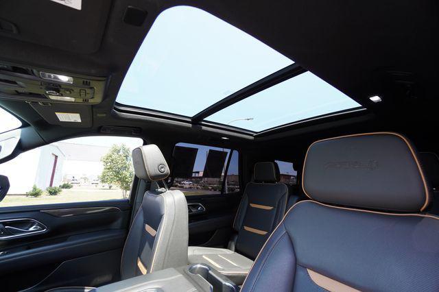 Photo of 2024 Onyx Black GMC Yukon