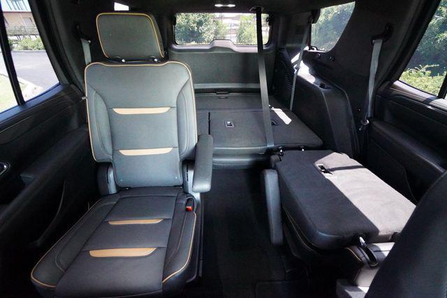 Photo of 2024 Onyx Black GMC Yukon
