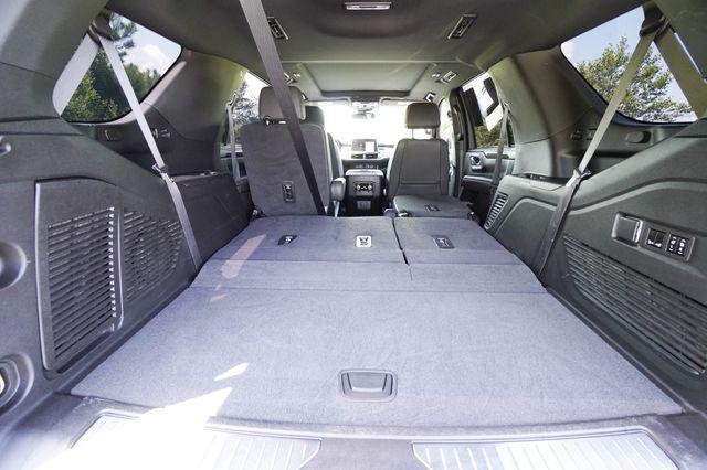 Photo of 2024 Onyx Black GMC Yukon