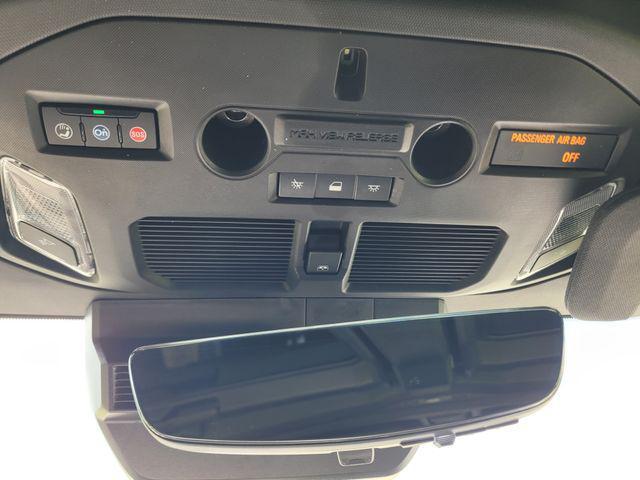 Photo of 2024 Interstellar White GMC HUMMER EV Pickup