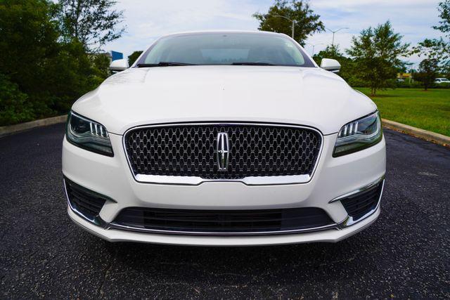 Photo of 2018 WHITE PLATINUM MET TRI-COAT Lincoln MKZ