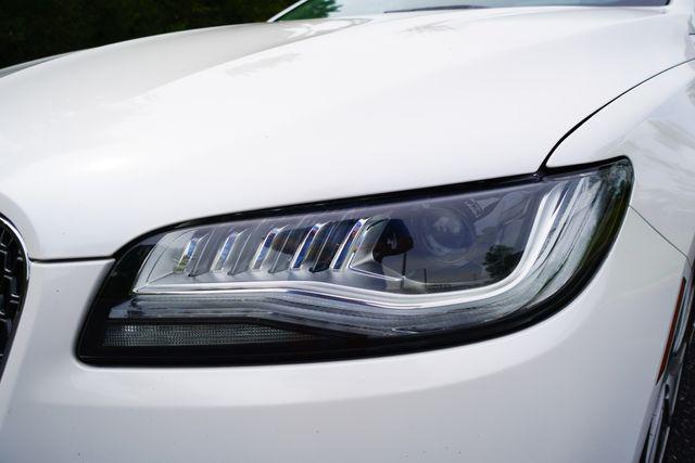 Photo of 2018 WHITE PLATINUM MET TRI-COAT Lincoln MKZ