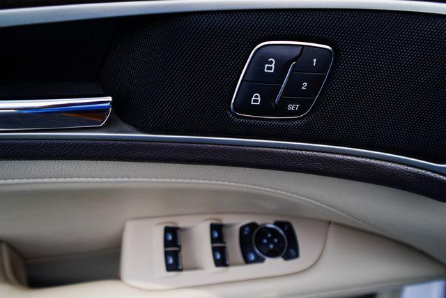 Photo of 2018 WHITE PLATINUM MET TRI-COAT Lincoln MKZ