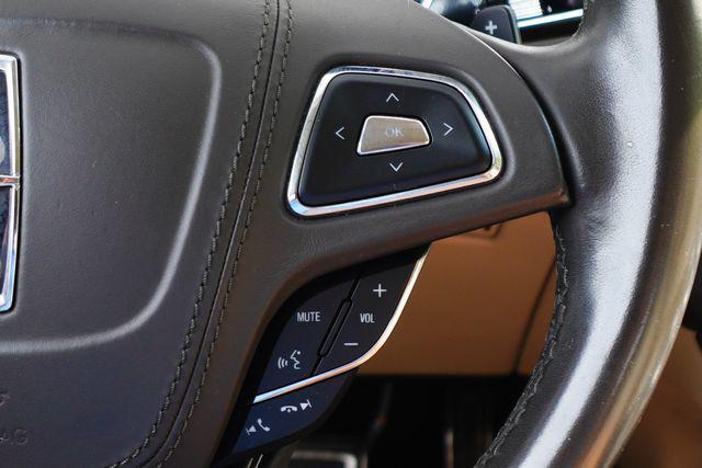 Photo of 2018 WHITE PLATINUM MET TRI-COAT Lincoln MKZ