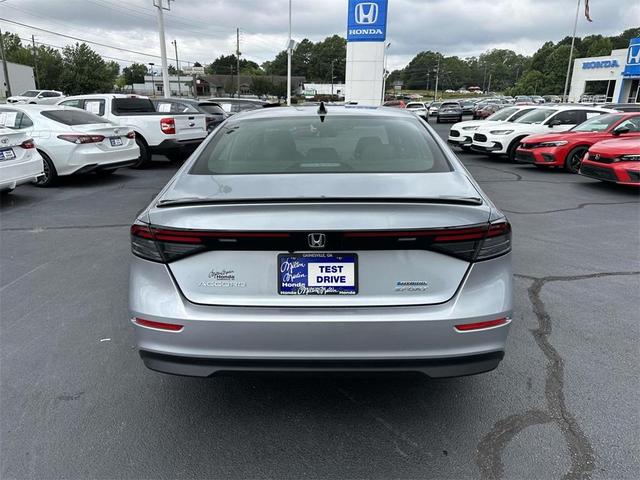 Photo of 2025 Solar Silver Metallic Honda Accord Hybrid