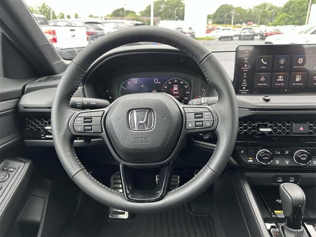 Photo of 2025 Solar Silver Metallic Honda Accord Hybrid