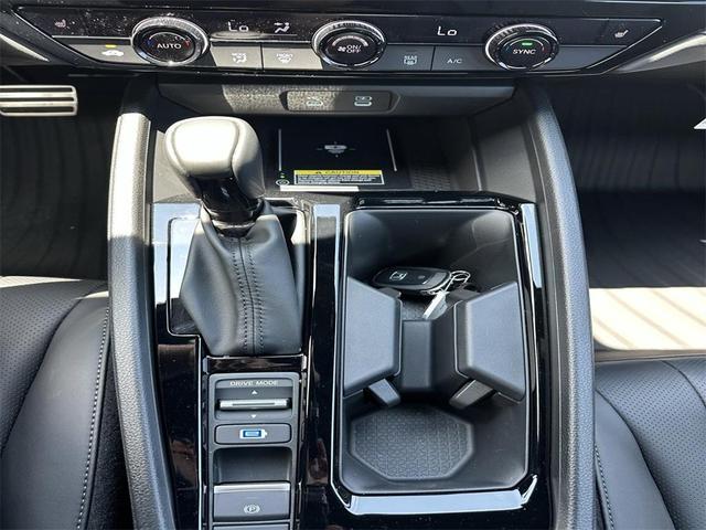 Photo of 2025 Urban Gray Pearl Honda Accord Hybrid