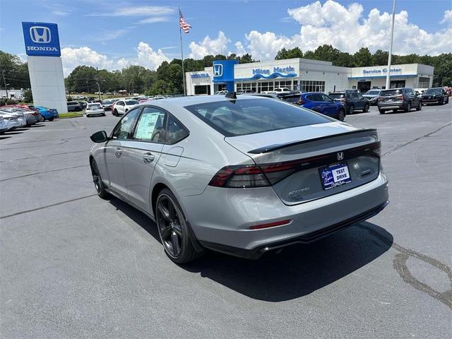 Photo of 2025 Urban Gray Pearl Honda Accord Hybrid