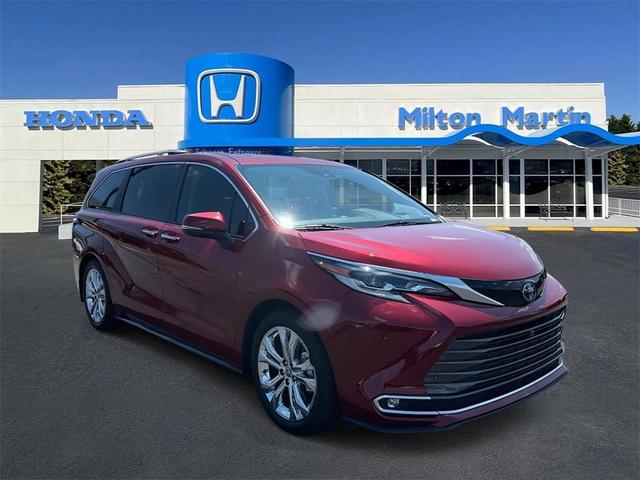 Photo of 2023 Red Toyota Sienna