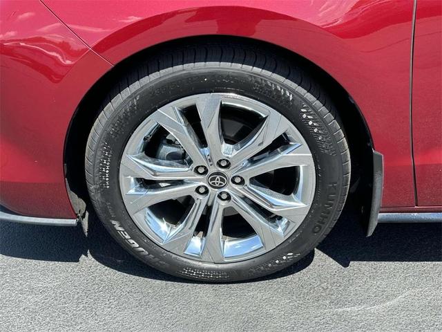Photo of 2023 Red Toyota Sienna