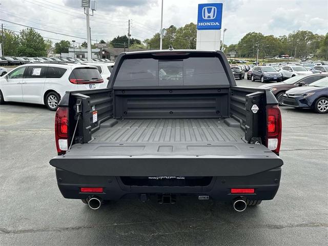 Photo of 2025 Crystal Black Pearl Honda Ridgeline