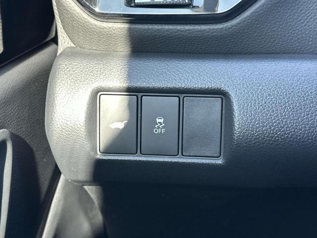 Photo of 2025 Platinum White Pearl Honda Pilot