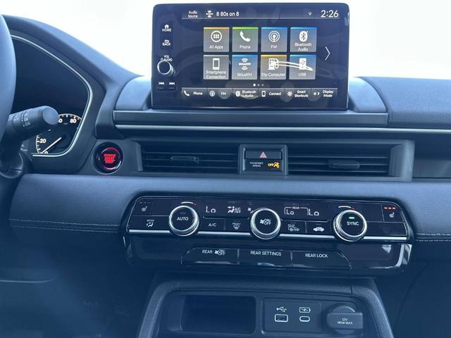 Photo of 2025 Platinum White Pearl Honda Pilot