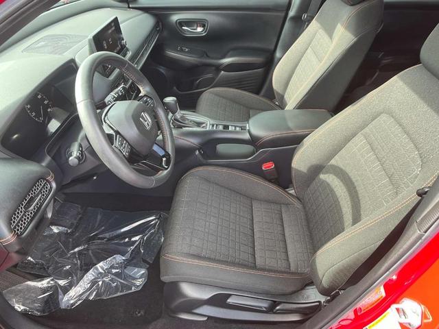 Photo of 2024 Red Honda HR-V