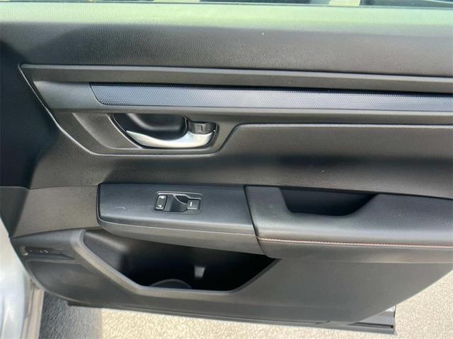 Photo of 2024 Silver Honda CR-V Hybrid
