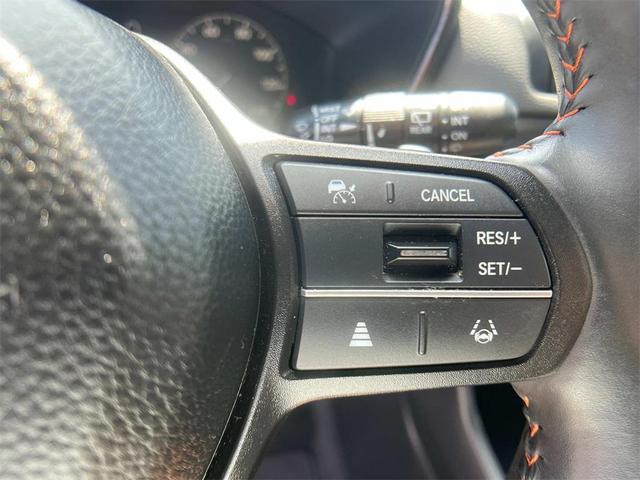 Photo of 2024 Silver Honda CR-V Hybrid