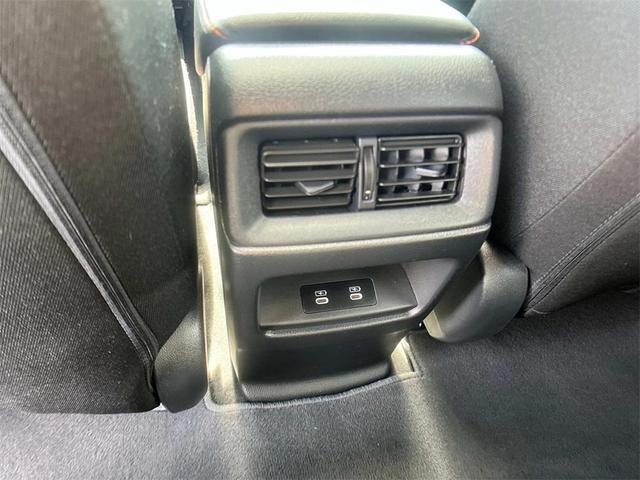 Photo of 2024 Silver Honda CR-V Hybrid
