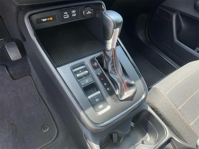 Photo of 2024 Silver Honda CR-V Hybrid