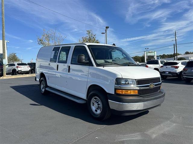 2022 Chevrolet Express 2500